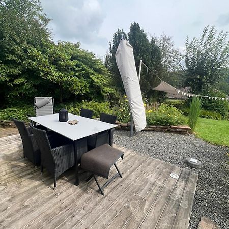 Moderne Familienfreundliche Wohnung Am Waldrand Von Pruem Mit Terrasse Dış mekan fotoğraf