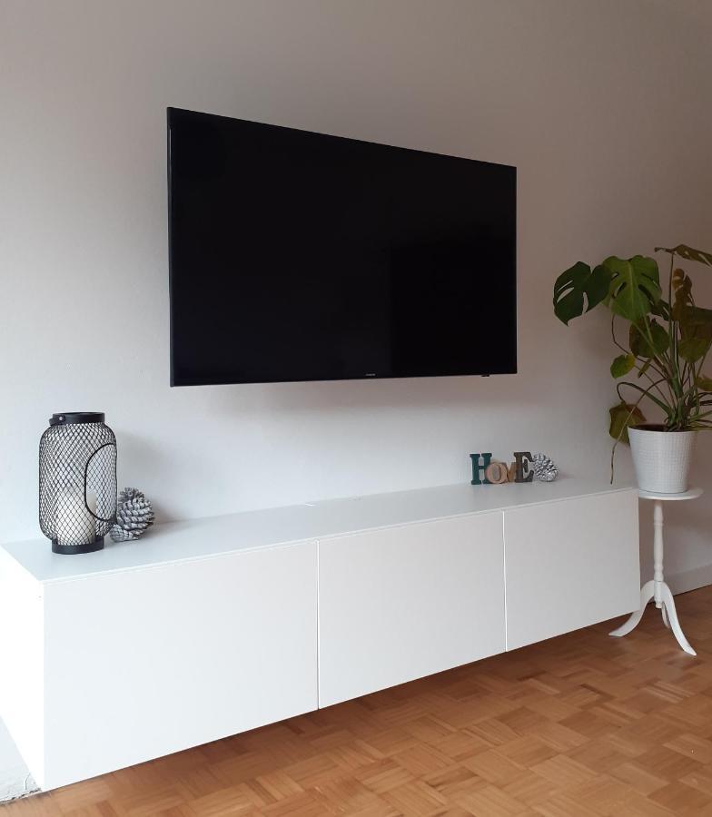 Moderne Familienfreundliche Wohnung Am Waldrand Von Pruem Mit Terrasse Dış mekan fotoğraf